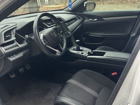 Used 2020 Honda Civic Sport image 12