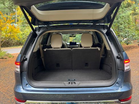 Used 2020 Lincoln Aviator Reserve w/ Equipment Group 202A image 5