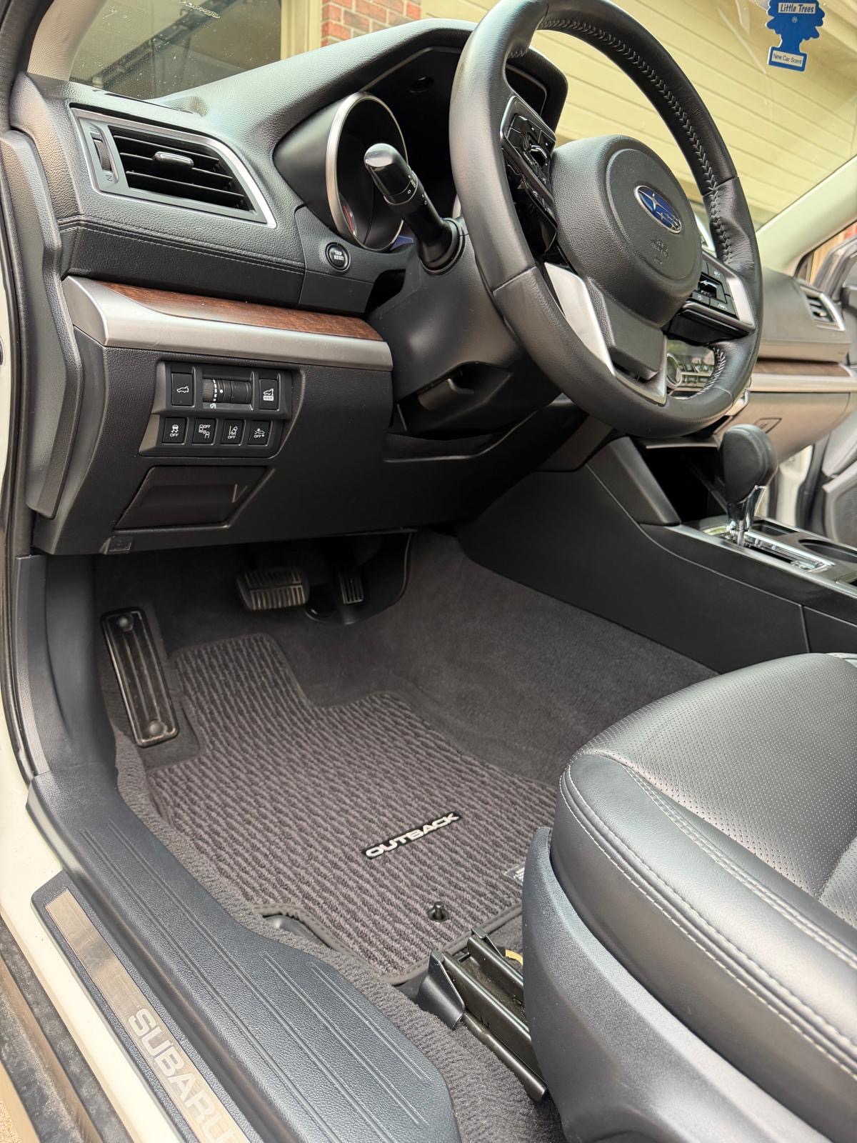 Used 2019 Subaru Outback 2.5i Limited AWD/4WD image 16