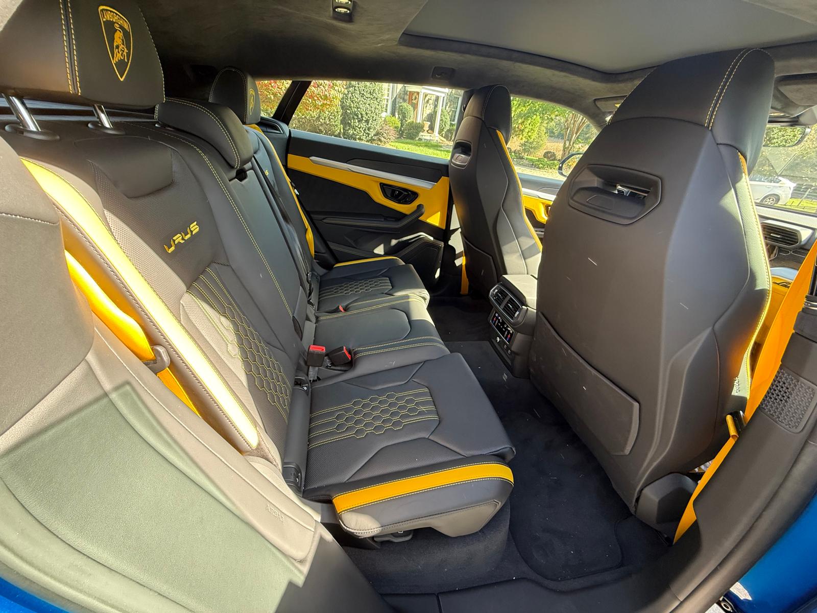 Used 2024 Lamborghini Urus S AWD/4WD image 17