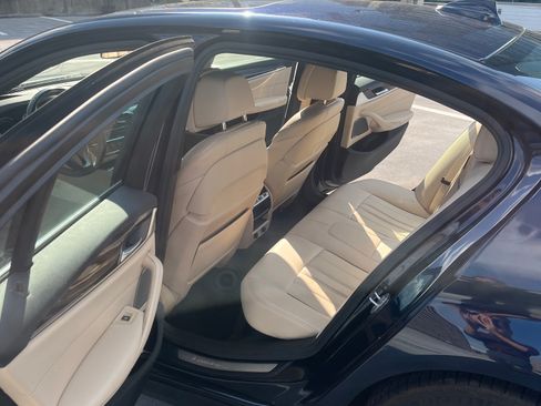 Used 2018 BMW 540i RWD image 13