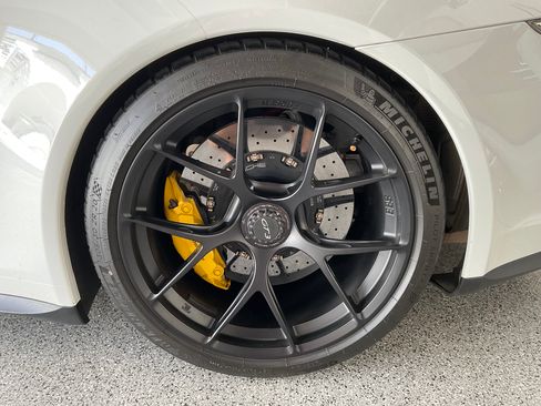 Used 2016 Porsche 911 GT3 image 9