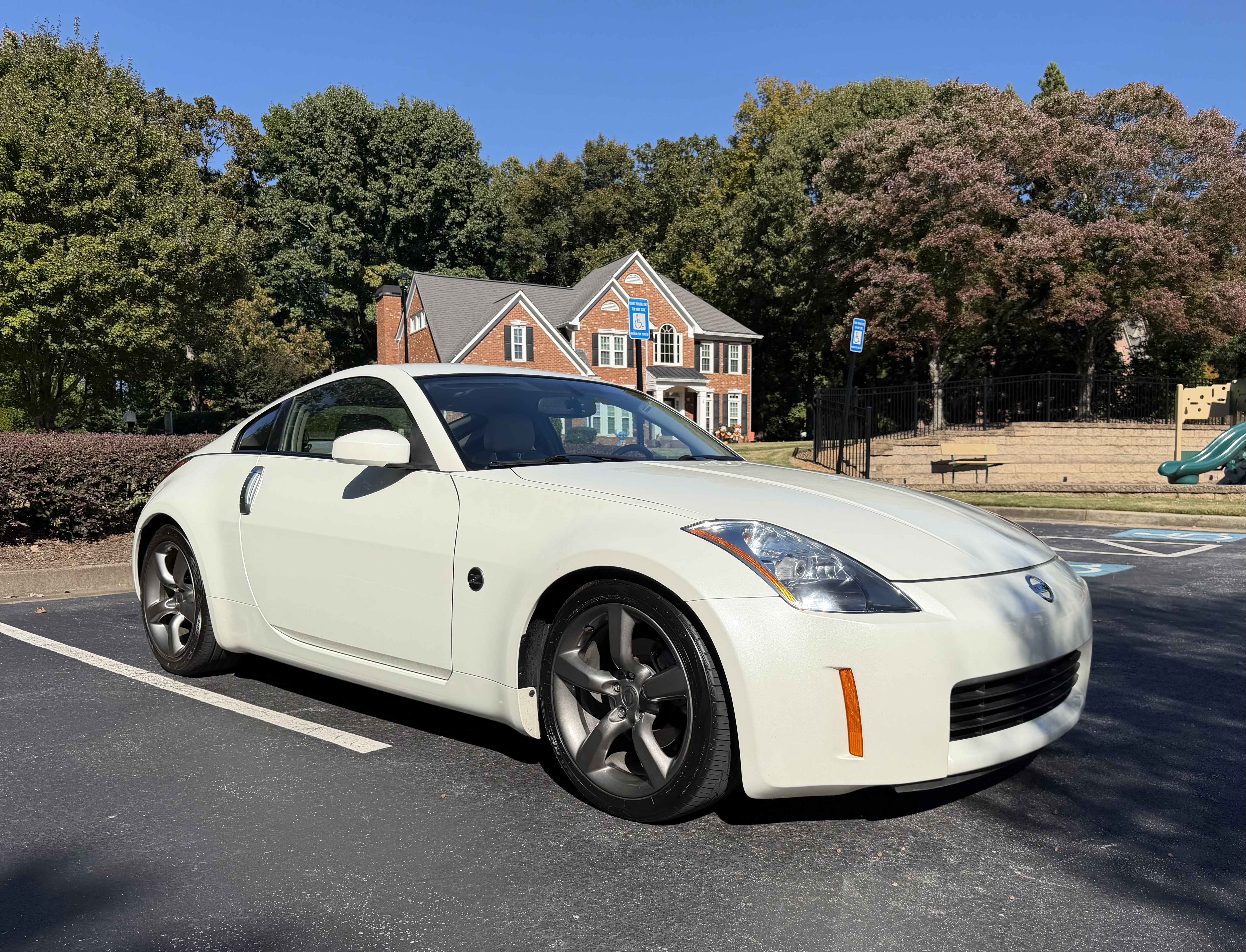 Used 2003 Nissan 350Z Touring w/ Aerodynamics Pkg RWD image 4