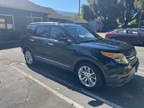 Used 2014 Ford Explorer Limited w/ Equipment Group 302A image 5