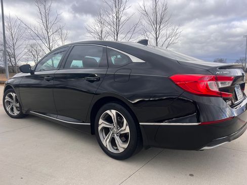 Used 2018 Honda Accord EX-L image 2