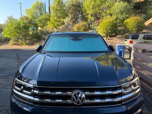 Used 2019 Volkswagen Atlas SEL Premium AWD/4WD image 2
