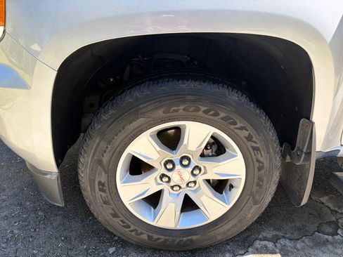 Used 2017 GMC Canyon SLE w/ Trailering Package image 13