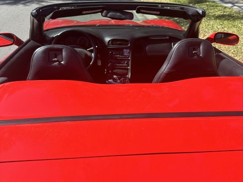 Used 1998 Chevrolet Corvette Convertible w/ Performance Handling Pkg image 16