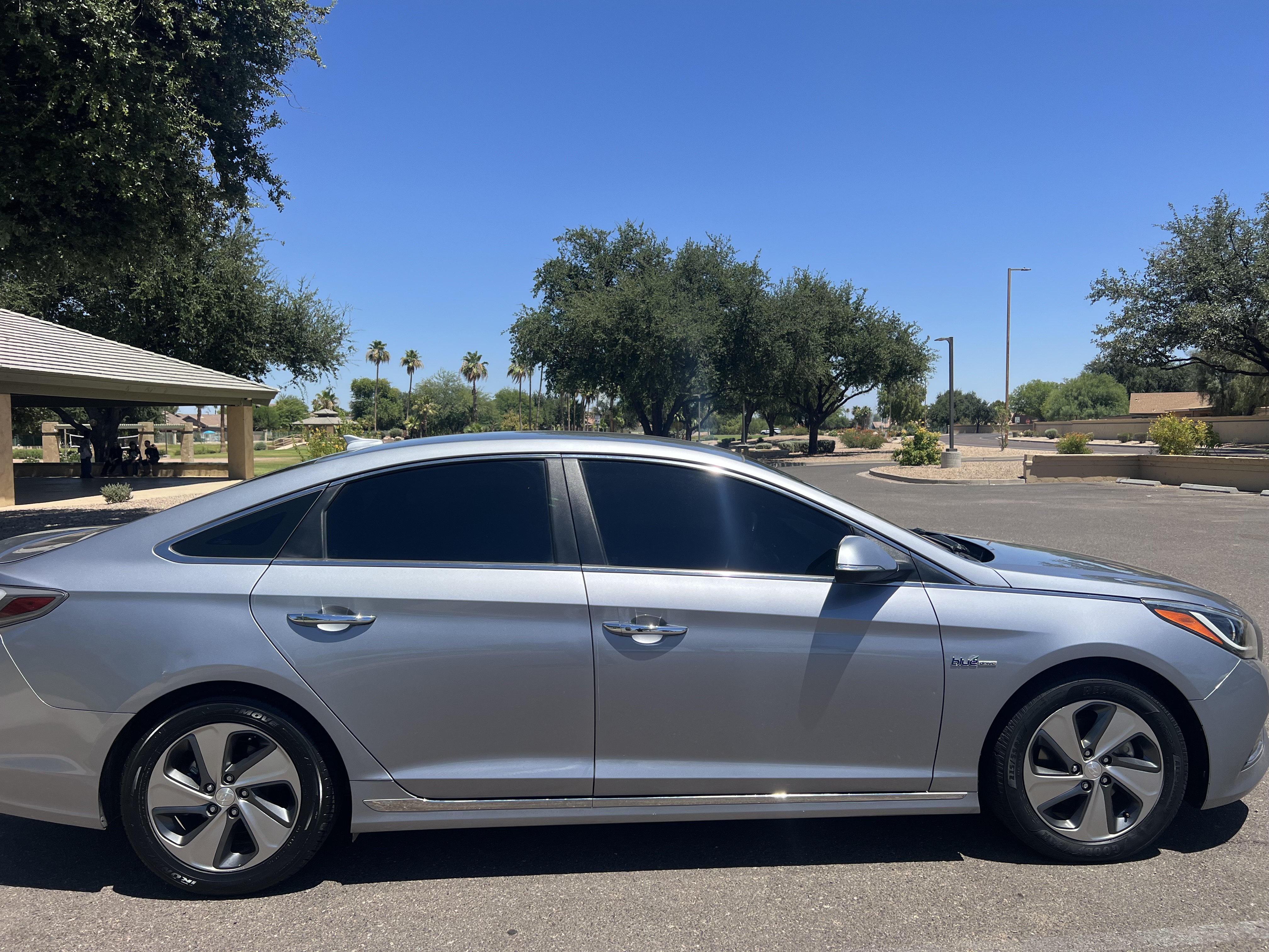 Used 2017 Hyundai Sonata Limited FWD image 5