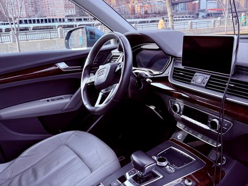 Used 2018 Audi Q5 2.0T Premium Plus image 8