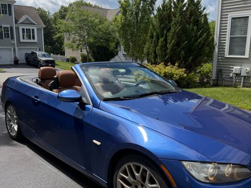 Used 2008 BMW 328i Convertible RWD image 2