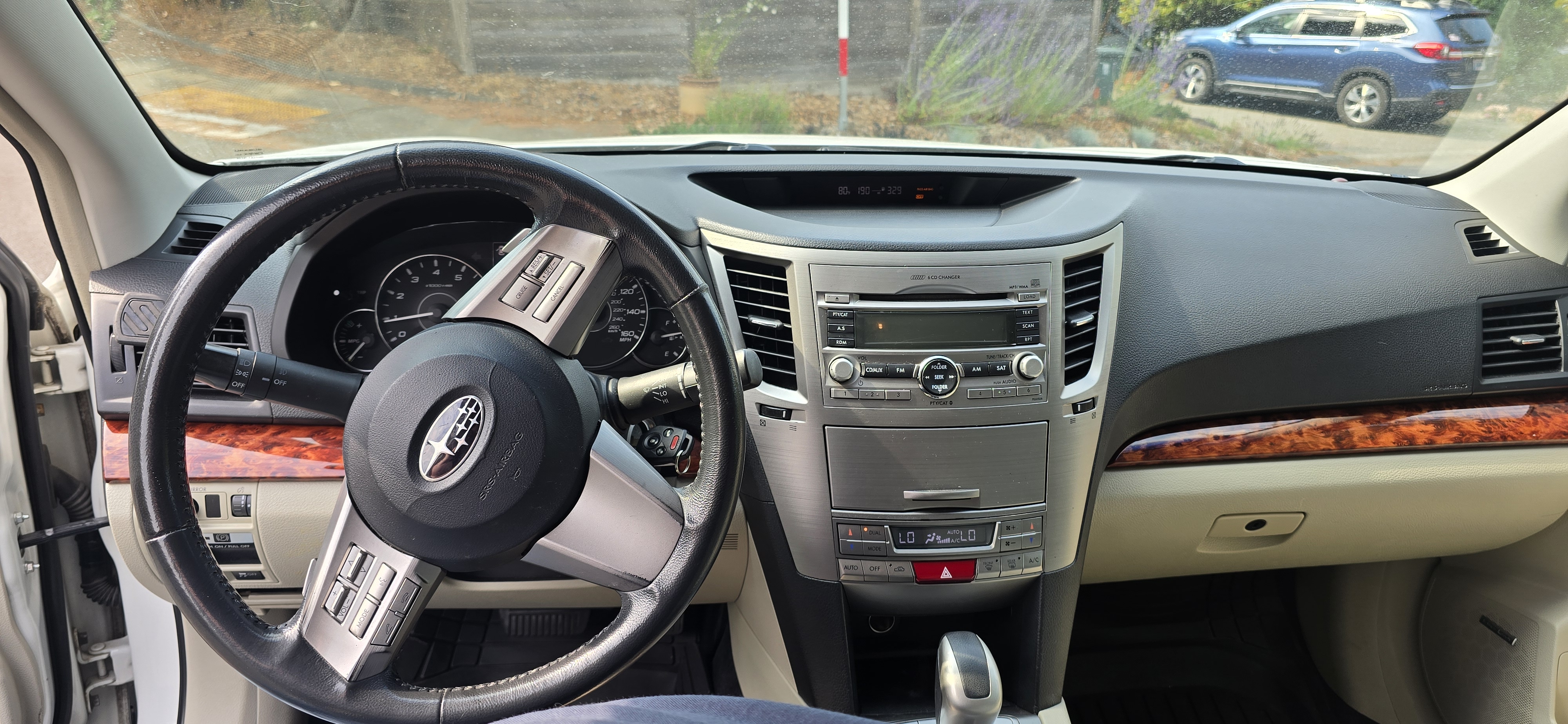 Used 2011 Subaru Outback 3.6R Limited AWD/4WD image 13