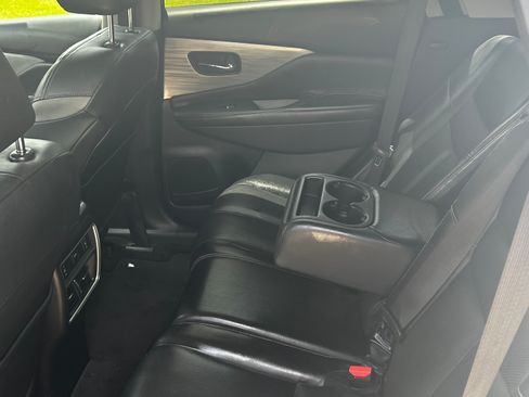 Used 2018 Nissan Murano SL w/ Moonroof Package AWD/4WD image 10
