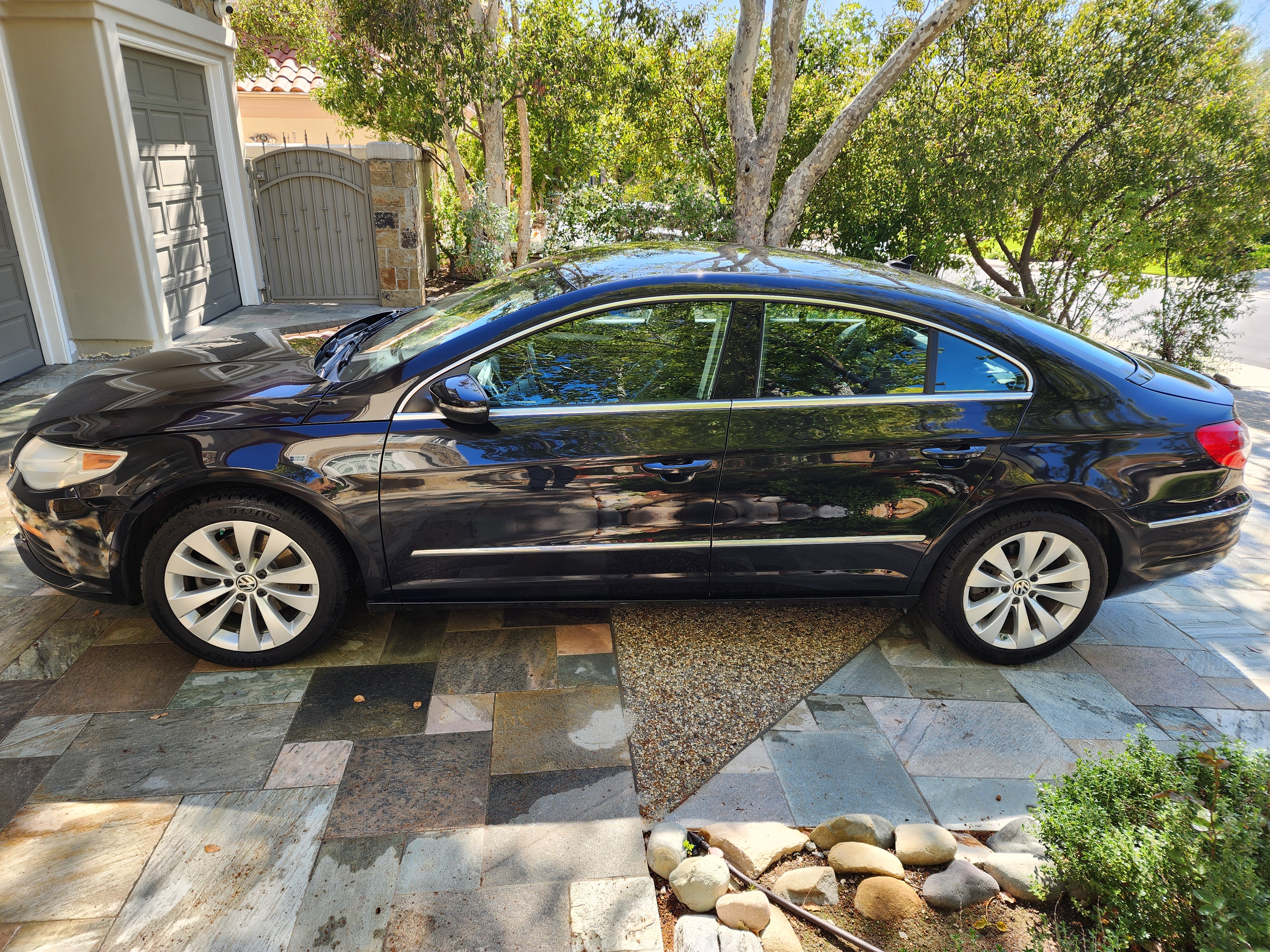 Used 2012 Volkswagen CC Sport FWD image 5