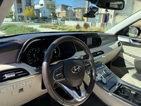 Used 2021 Hyundai Palisade Calligraphy w/ Cargo Package image 4