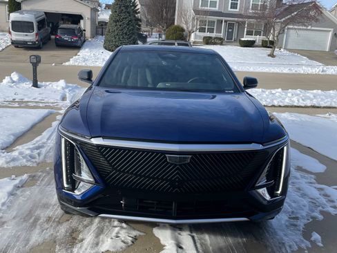 Used 2024 Cadillac Lyriq Luxury image 4