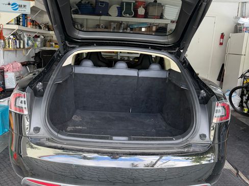 Used 2014 Tesla Model S P85 RWD image 10