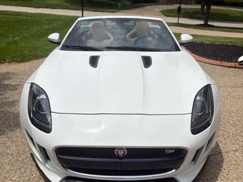 Used 2015 Jaguar F-TYPE S RWD image 6