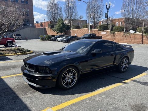 Used 2008 Ford Mustang GT Premium image 19