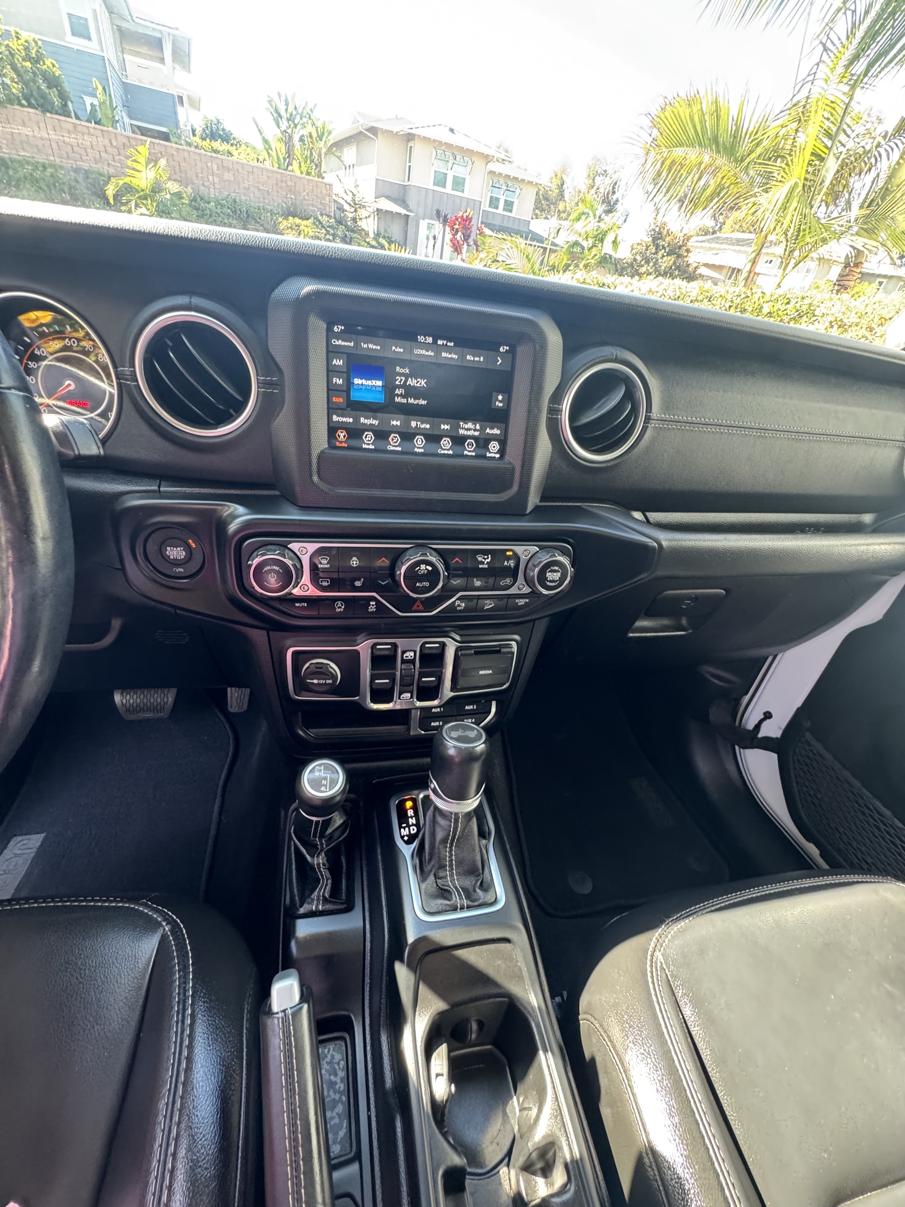 Used 2021 Jeep Wrangler Unlimited Sahara w/ LED Lighting Group AWD/4WD image 20