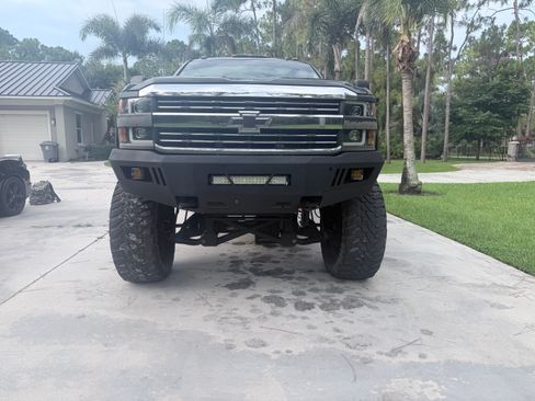 Used 2015 Chevrolet Silverado 3500 LT w/ LT Convenience Package AWD/4WD image 2