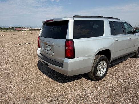 Used 2020 Chevrolet Suburban LT AWD/4WD image 5