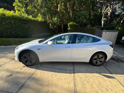 Used 2019 Tesla Model 3 Standard Range Plus