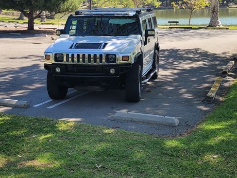 Used 2007 HUMMER H2 image 2