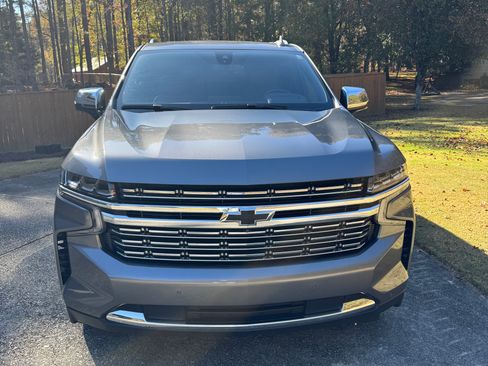 Used 2021 Chevrolet Tahoe Premier w/ Premium Package image 5