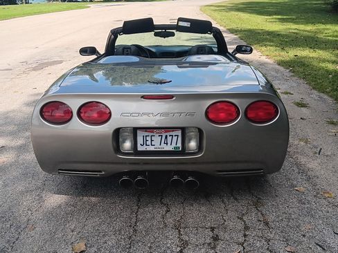 Used 2000 Chevrolet Corvette Convertible w/ Memory Pkg RWD image 5