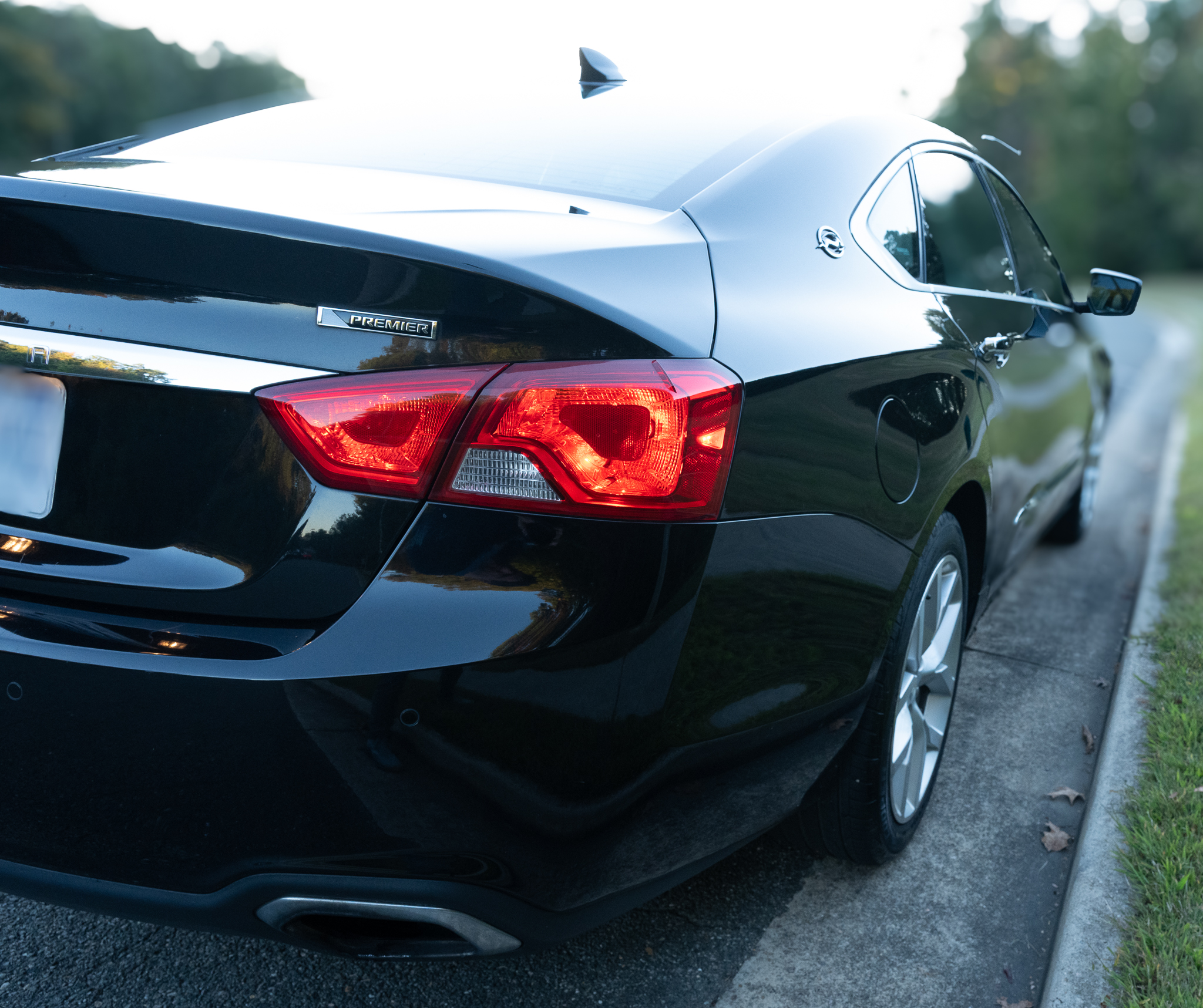 Used 2018 Chevrolet Impala Premier FWD image 20