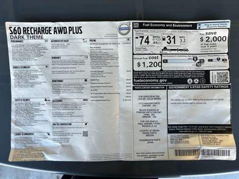 Used 2023 Volvo S60 T8 Plus w/ Climate Package image 12