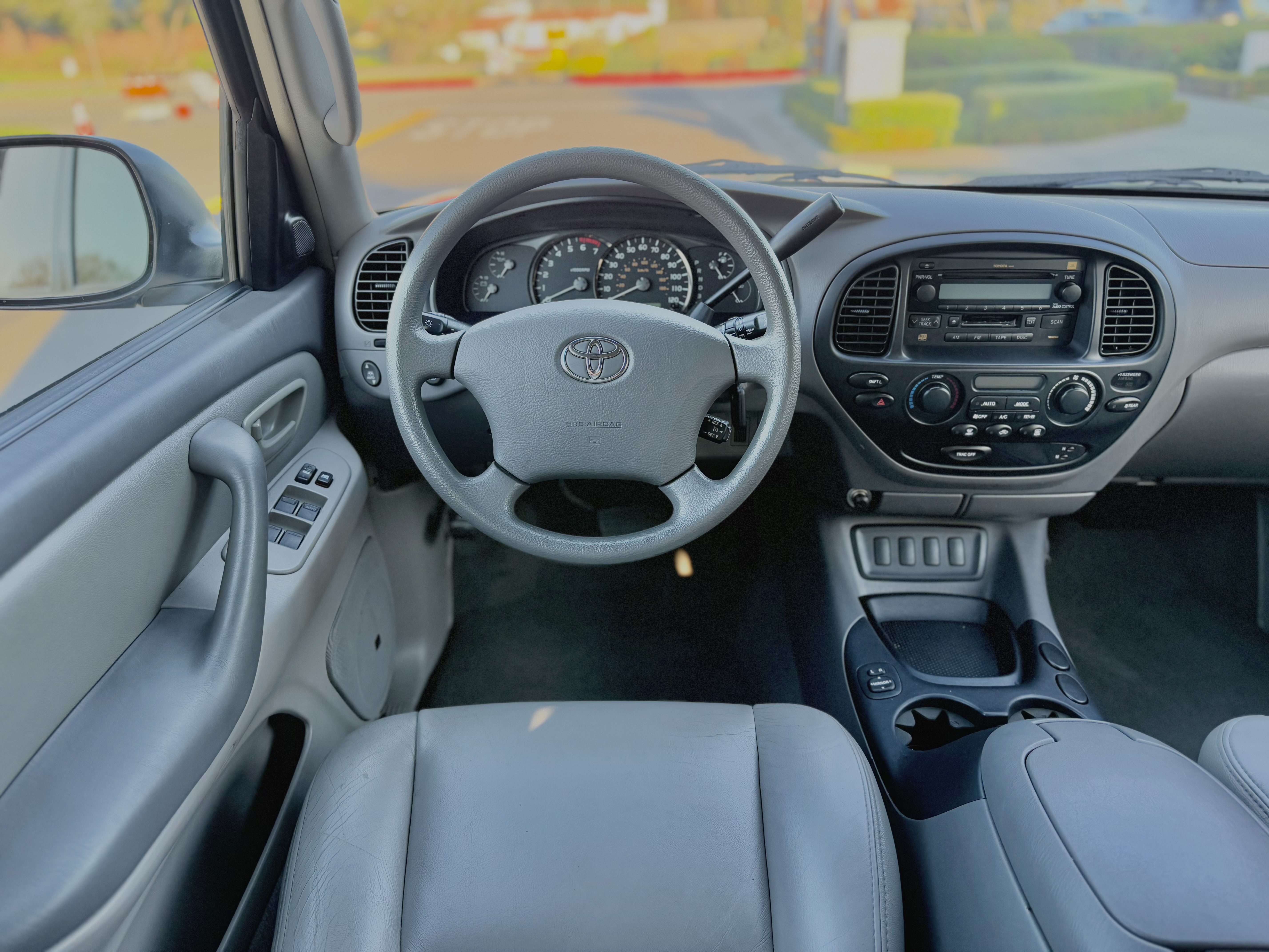 Used 2007 Toyota Sequoia SR5 w/ Towing Pkg RWD image 17