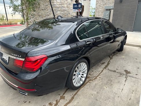 Used 2013 BMW 740Li image 4