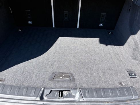 Used 2017 Jaguar F-PACE Prestige image 26