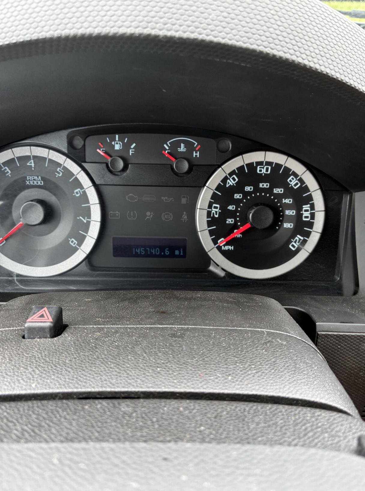 Used 2010 Ford Escape XLT AWD/4WD image 10