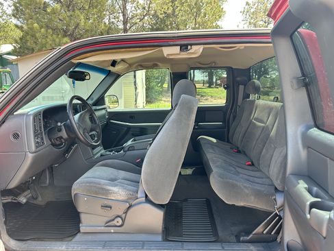 Used 2003 Chevrolet Silverado 1500 LS w/ Off-Road Package AWD/4WD image 10