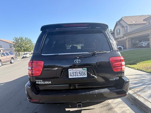 Used 2001 Toyota Sequoia Limited RWD image 6