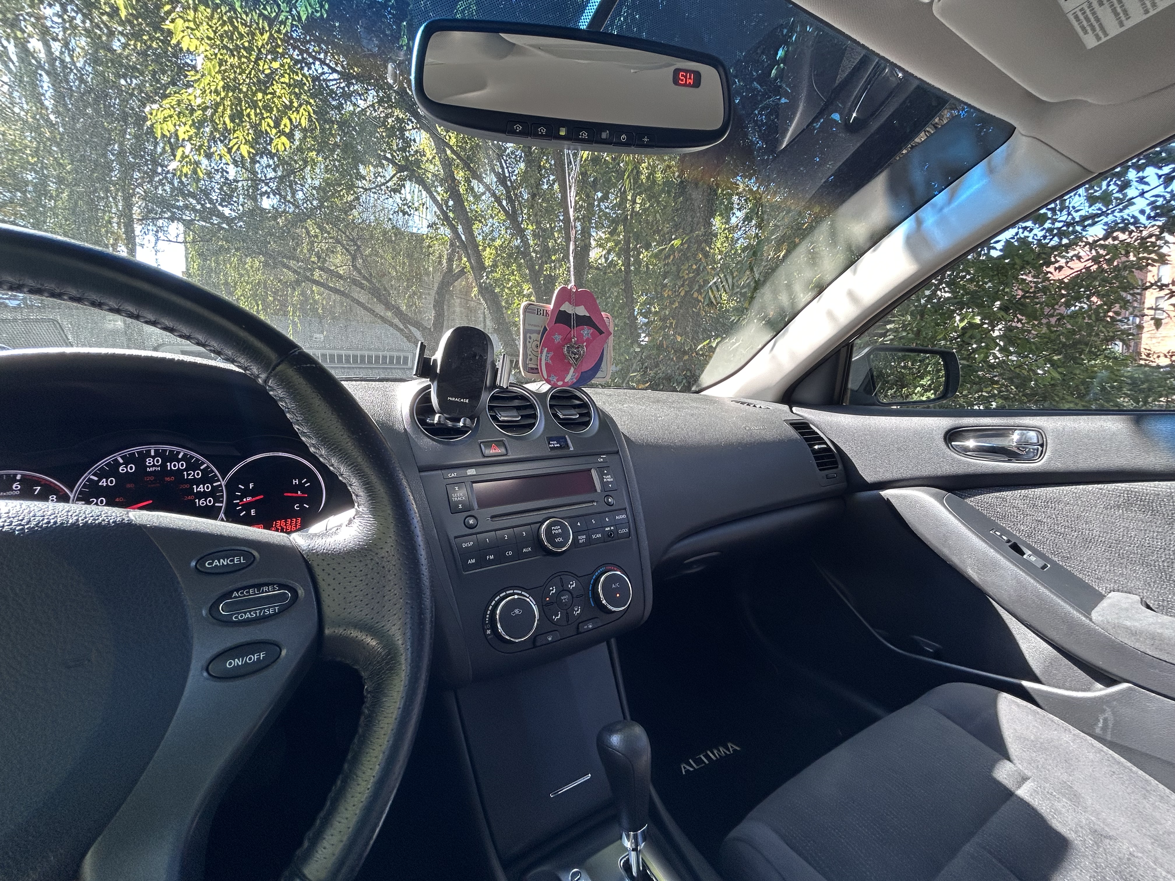 Used 2012 Nissan Altima 2.5 S w/ Value Pkg FWD image 12