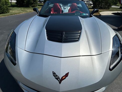 Used 2016 Chevrolet Corvette Z06 w/ 3LZ Preferred Equipment Group RWD image 2