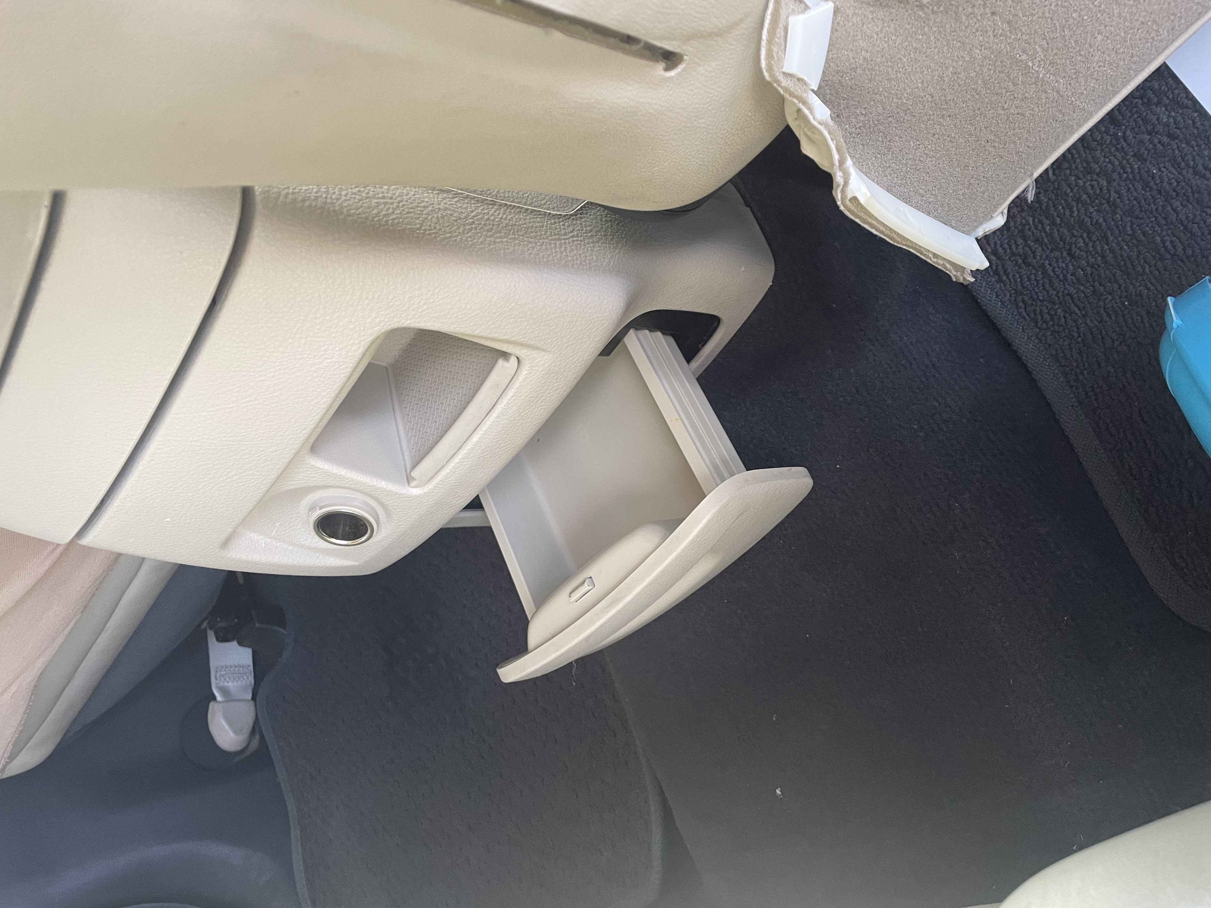 Used 2008 Hyundai Santa Fe Limited FWD image 8