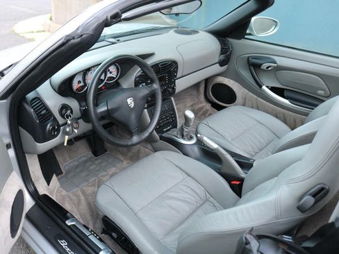 Used 2000 Porsche Boxster S image 9