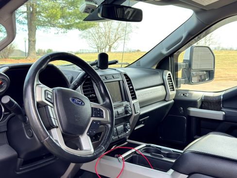 Used 2019 Ford F350 Lariat w/ Lariat Ultimate Package image 10