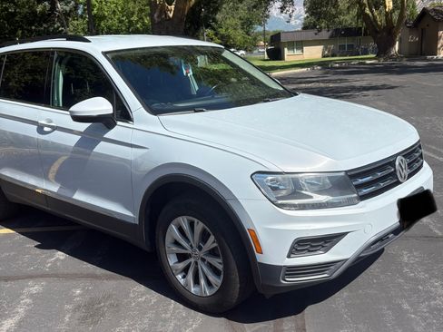 Used 2018 Volkswagen Tiguan SE FWD image 4
