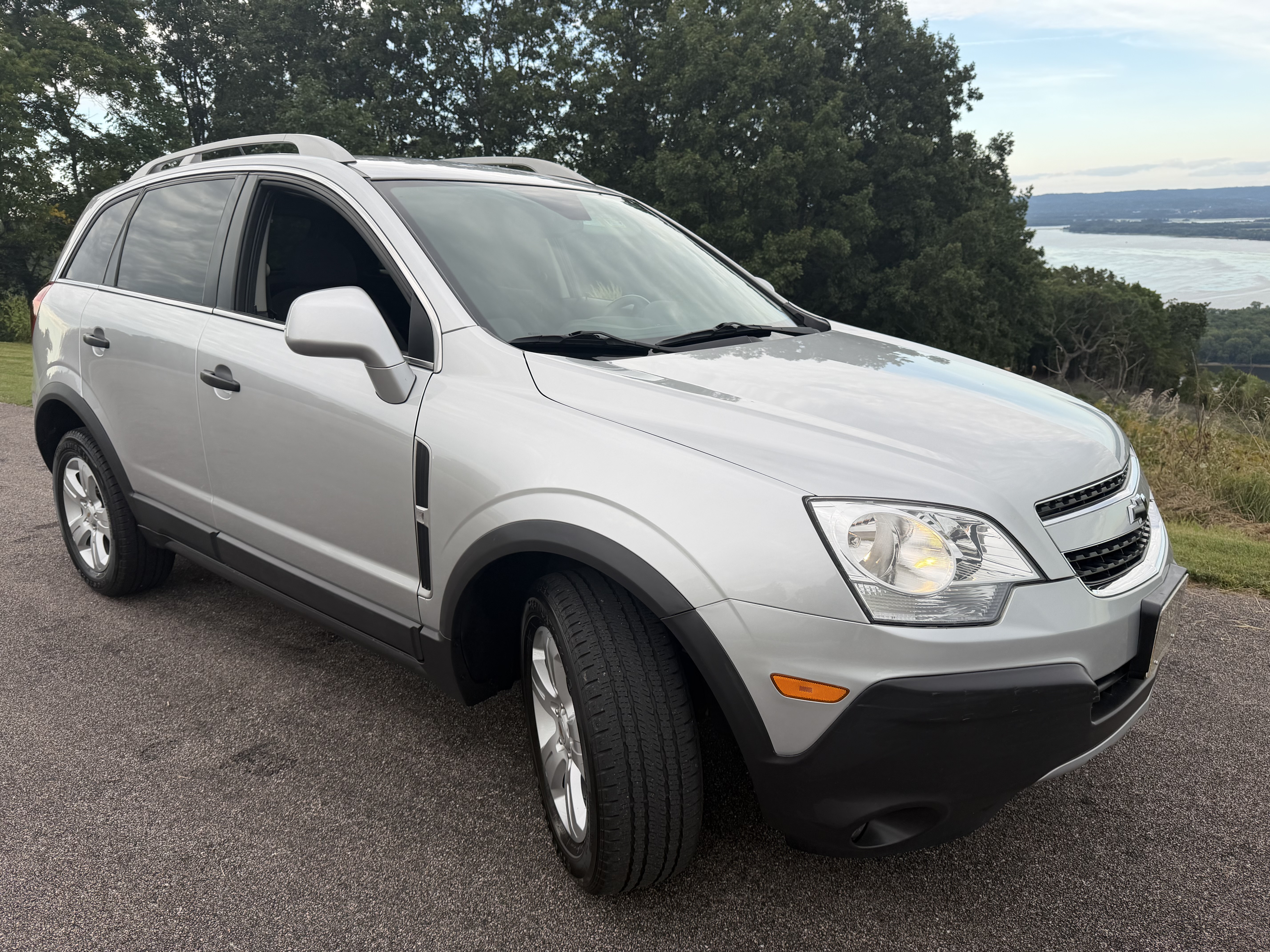Used 2014 Chevrolet Captiva Sport LS FWD image 9