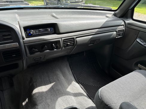 Used 1992 Ford Bronco AWD/4WD image 15