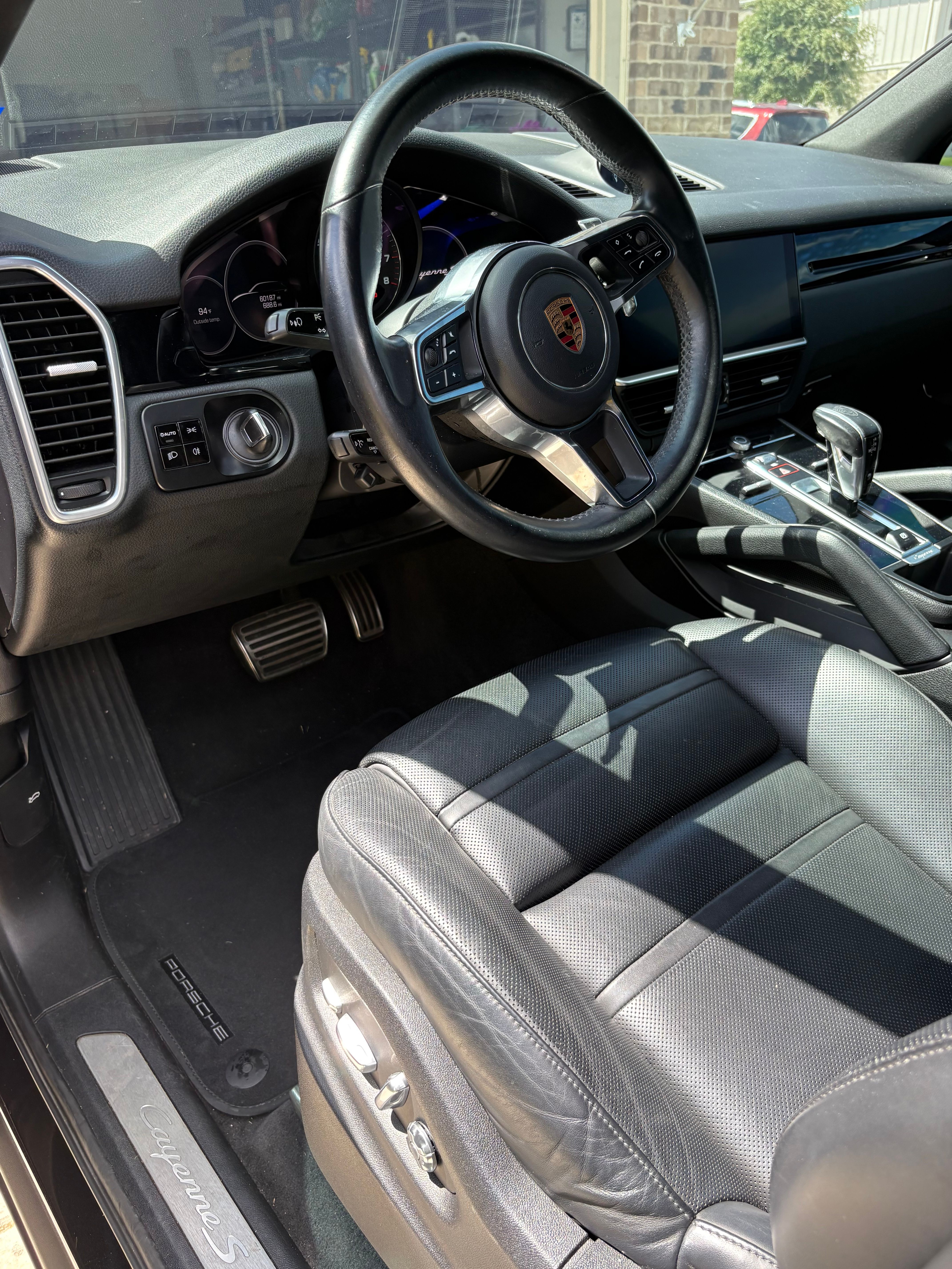 Used 2020 Porsche Cayenne S AWD/4WD image 5