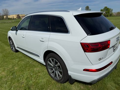 Used 2018 Audi Q7 3.0T Prestige AWD/4WD image 2