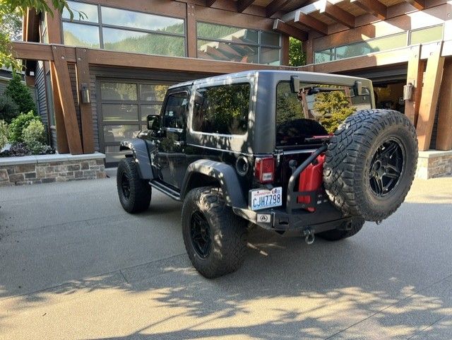 Used 2013 Jeep Wrangler Rubicon w/ PWR Convenience Group AWD/4WD image 6