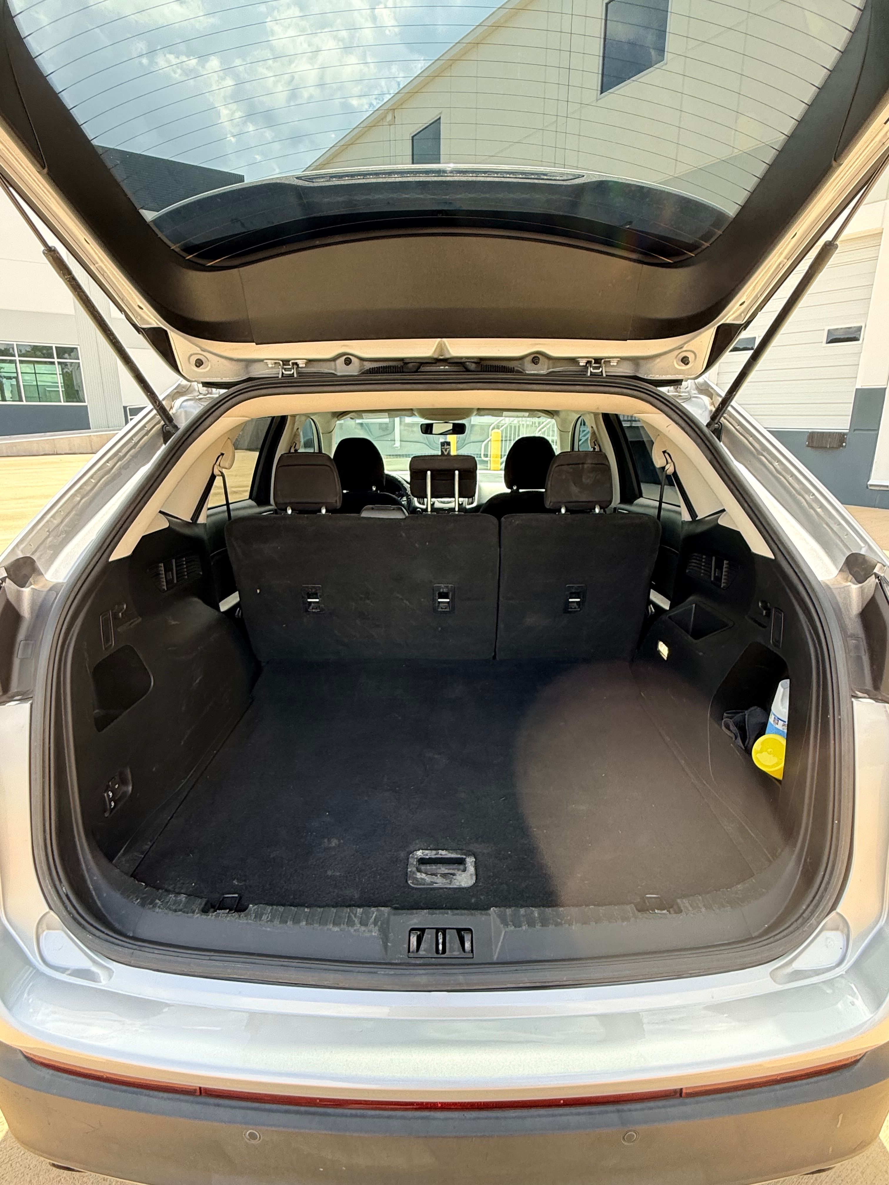 Used 2017 Ford Edge SEL FWD image 16